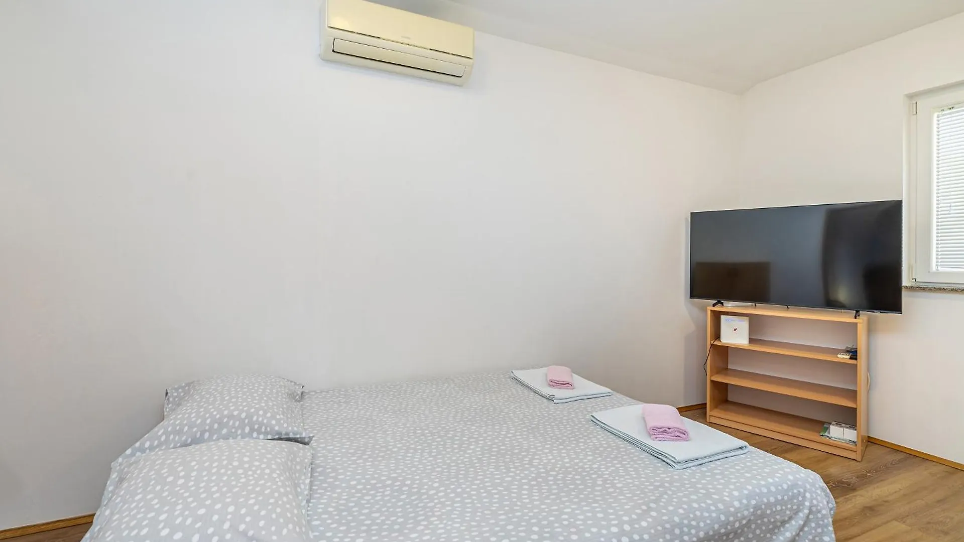 Holiday Home Boro Linardići 0*,